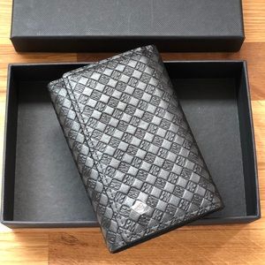 Brand new Bruno Magli key chain wallet